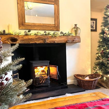 Rosemount Cottage One- Highland Cottage 加夫 外观 照片