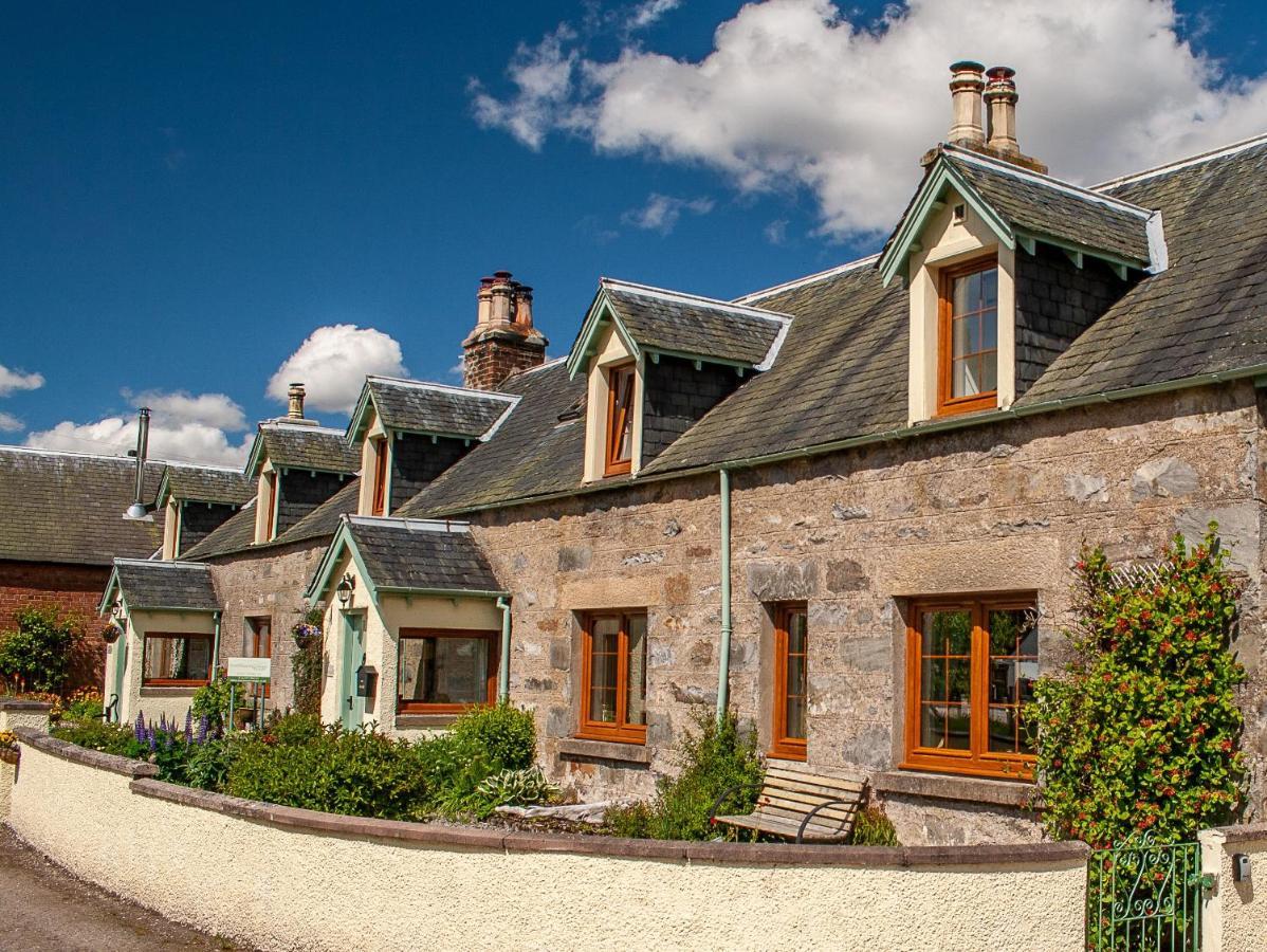 Rosemount Cottage One- Highland Cottage 加夫 外观 照片