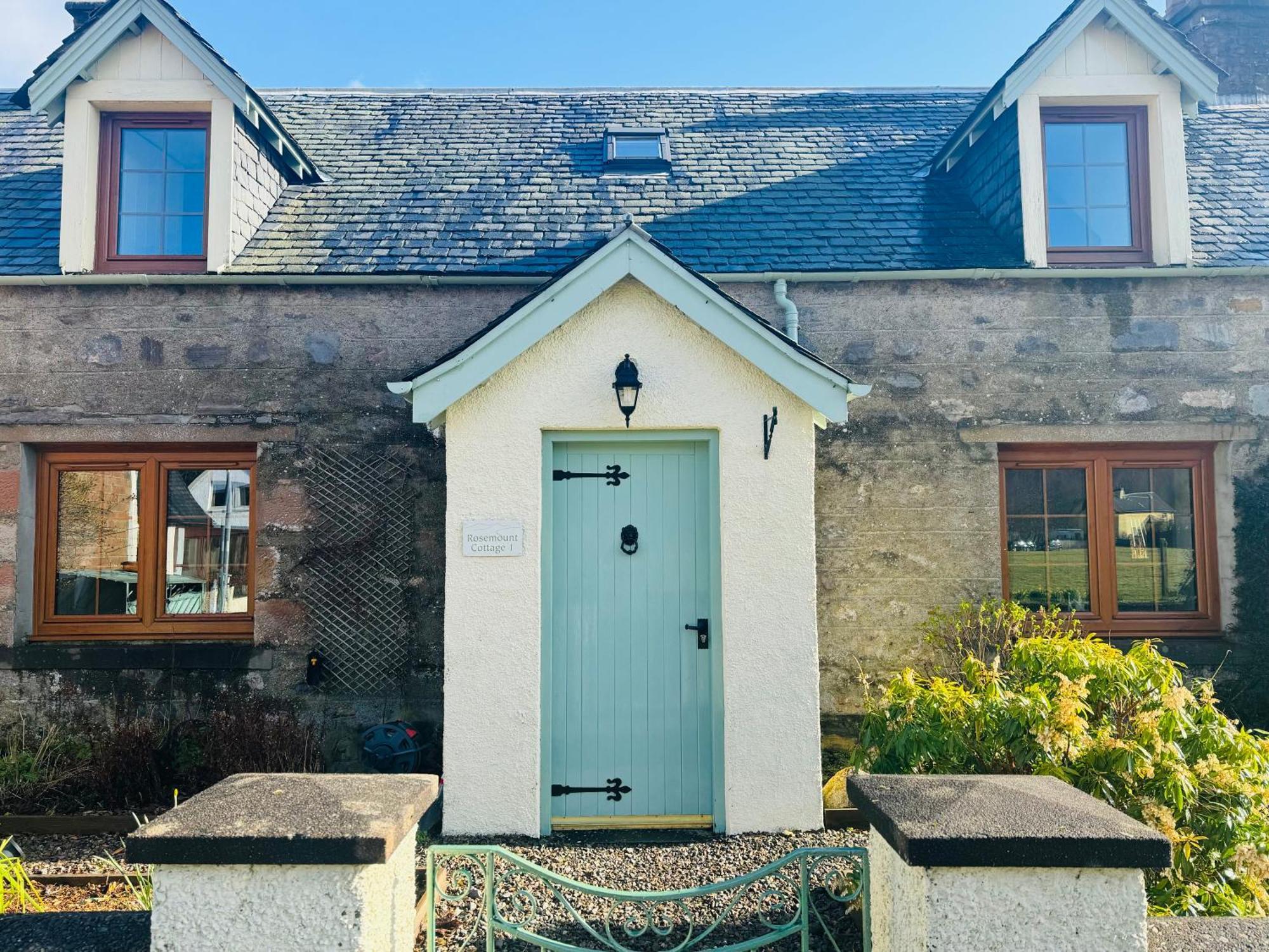 Rosemount Cottage One- Highland Cottage 加夫 外观 照片